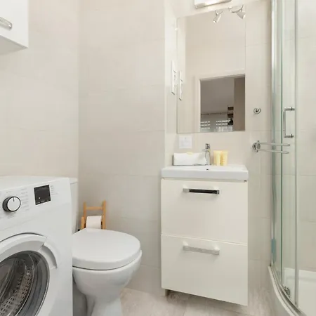 아파트 Jasny I Elegancki Apartament W Gdansku Z Biurkiem Do Pracy Zdalnej By Renters 그단스크